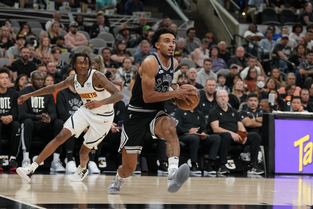 tre jones 422